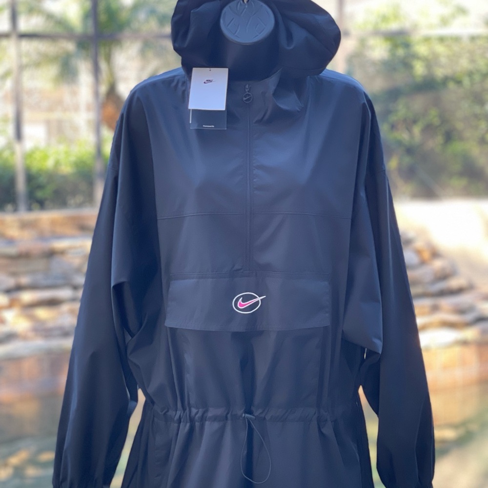 NIKE WOMENS ICON CLASH WOVEN JACKET DM6295-010 BLACK‎